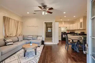 8605 Rockwood Ln, Austin, TX 78757 - Photo 8