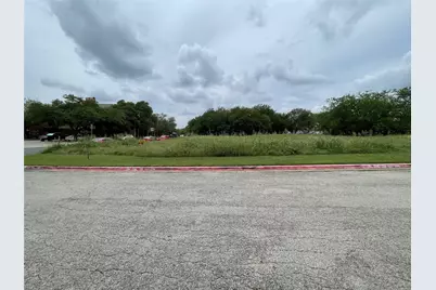 904 Battle Bend Boulevard, Austin, TX 78745 - Photo 10