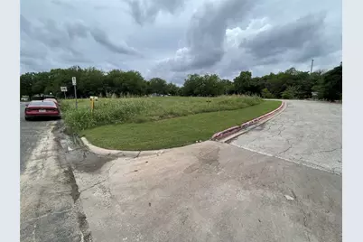 904 Battle Bend Boulevard, Austin, TX 78745 - Photo 4