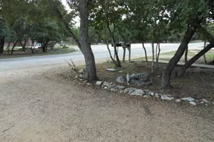 154 Shady Bluff Dr, Wimberley, TX 78676 - Photo 2