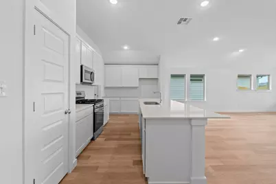 100 Mandeville Drive, Hutto, TX 78634 - Photo 14