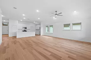 100 Mandeville Dr, Hutto, TX 78634 - Photo 8