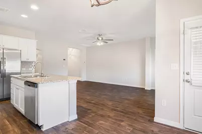 117 Cranbrook Lane, Hutto, TX 78634 - Photo 14