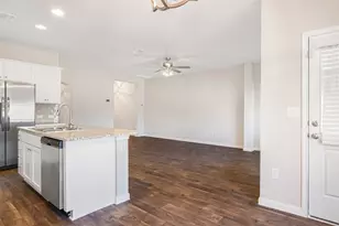 117 Cranbrook Ln, Hutto, TX 78634 - Photo 14