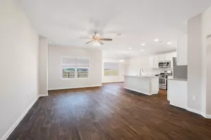 117 Cranbrook Ln, Hutto, TX 78634 - Photo 10