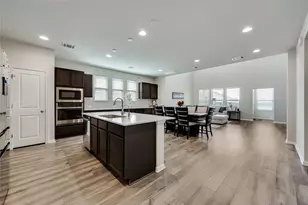 144 Falkland St, Hutto, TX 78634 - Photo 16