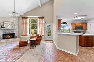 17004 Sleepy Hollow Dr, Lago Vista, TX 78645 - Photo 10