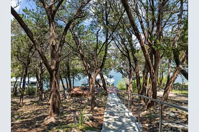 17004 Sleepy Hollow Drive, Lago Vista, TX 78645 - Photo 34