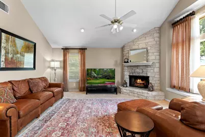 17004 Sleepy Hollow Drive, Lago Vista, TX 78645 - Photo 12