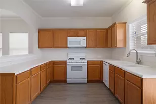 1740 Amberwood Loop, Kyle, TX 78640 - Photo 10