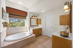 515 Coventry Rd, Spicewood, TX 78669 - Photo 20