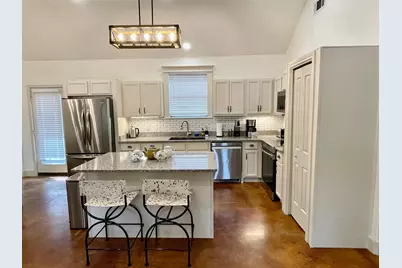 500 Deer Creek Drive, San Marcos, TX 78666 - Photo 10