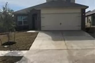 2941 Bridekirk Dr, Round Rock, TX 78664 - Photo 2
