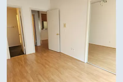 806 W 24th Street #202, Austin, TX 78705 - Photo 18