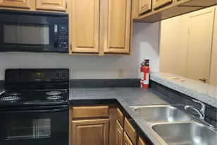 806 W 24th St, Austin, TX 78705 - Photo 14