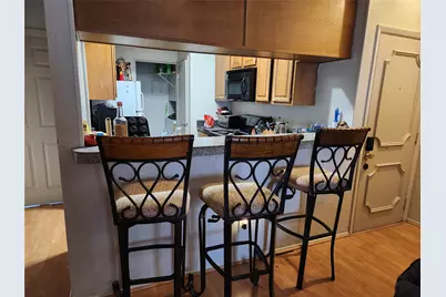 806 W 24th Street #202, Austin, TX 78705 - Photo 8