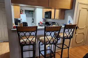 806 W 24th St, Austin, TX 78705 - Photo 8