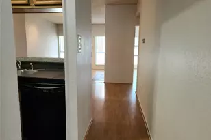806 W 24th St, Austin, TX 78705 - Photo 10