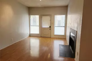 806 W 24th St, Austin, TX 78705 - Photo 8