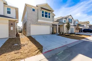 1005 Legend Milton Ln, Austin, TX 78748 - Photo 2