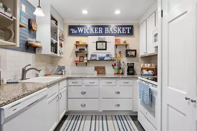 207 S Hill Street, Caldwell, TX 77836 - Photo 12