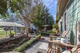 207 S Hill St, Caldwell, TX 77836 - Photo 18