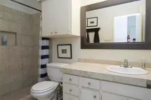 612 Park Pl, Austin, TX 78705 - Photo 6