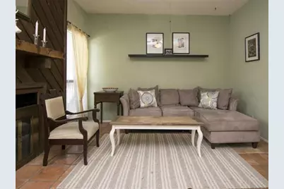612 Park Place #205, Austin, TX 78705 - Photo 2