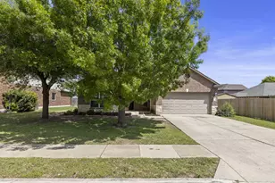 317 Cockrill St, Hutto, TX 78634 - Photo 34