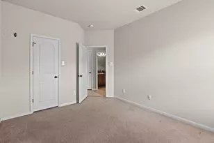 317 Cockrill St, Hutto, TX 78634 - Photo 30