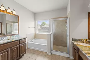 317 Cockrill St, Hutto, TX 78634 - Photo 24