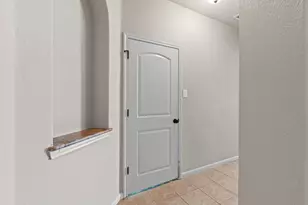 317 Cockrill St, Hutto, TX 78634 - Photo 32