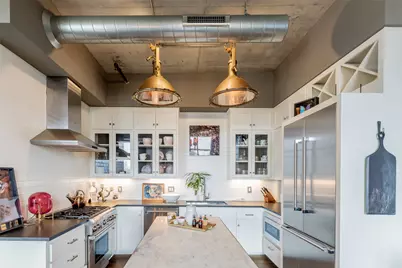 800 W 5th Street #606, Austin, TX 78703 - Photo 6