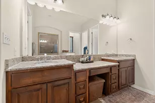 100 Orvieto Cove, Liberty Hill, TX 78642 - Photo 16