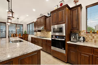100 Orvieto Cove, Liberty Hill, TX 78642 - Photo 4
