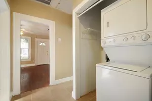 610 W 35th St, Austin, TX 78705 - Photo 10