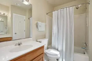 148 Oak Ridge Dr, Cedar Creek, TX 78612 - Photo 32