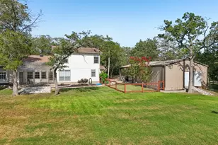 148 Oak Ridge Dr, Cedar Creek, TX 78612 - Photo 8