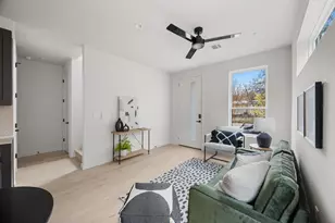 1709 Maple Ave, Austin, TX 78702 - Photo 6