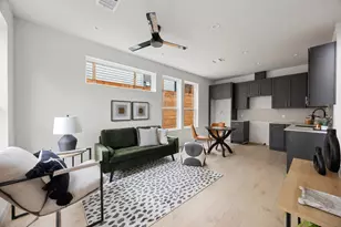 1709 Maple Ave, Austin, TX 78702 - Photo 1