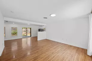 6802 Columbia Dr, Austin, TX 78723 - Photo 4
