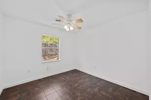 6802 Columbia Dr, Austin, TX 78723 - Photo 20