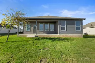 13212 Eastland Dr, Mustang Ridge, TX 78610 - Photo 16