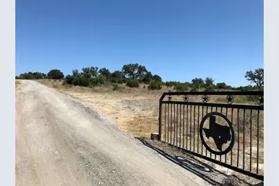 970 32, San Marcos, TX 78666 - Photo 1