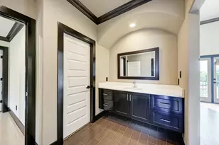 104 Spring Valley St, Hutto, TX 78634 - Photo 32