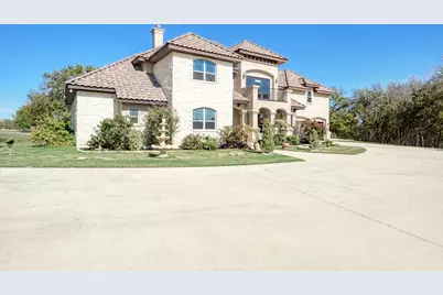 104 Spring Valley Street, Hutto, TX 78634 - Photo 4