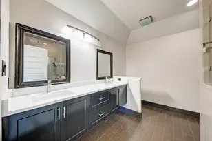 104 Spring Valley St, Hutto, TX 78634 - Photo 24