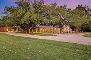 4301 Lone Man Mountain Rd, Wimberley, TX 78676 - Photo 2