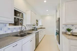 816 Buttercup Ln, Wimberley, TX 78676 - Photo 10