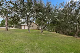 816 Buttercup Ln, Wimberley, TX 78676 - Photo 6